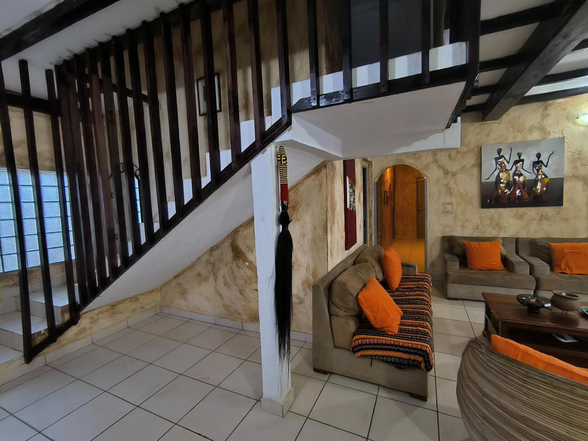 La Villa Lou, Musee Des Arts Grand Batangua Kribi Extérieur photo