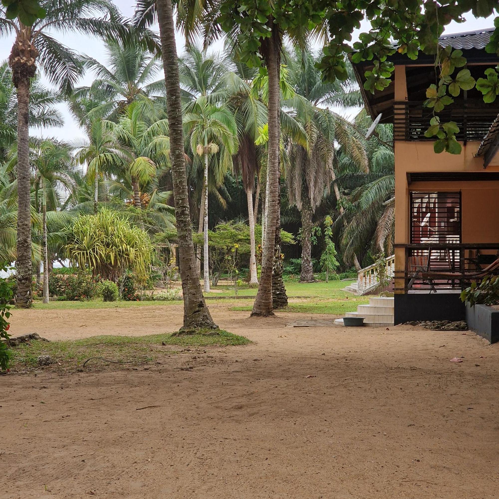 La Villa Lou, Musee Des Arts Grand Batangua Kribi Extérieur photo